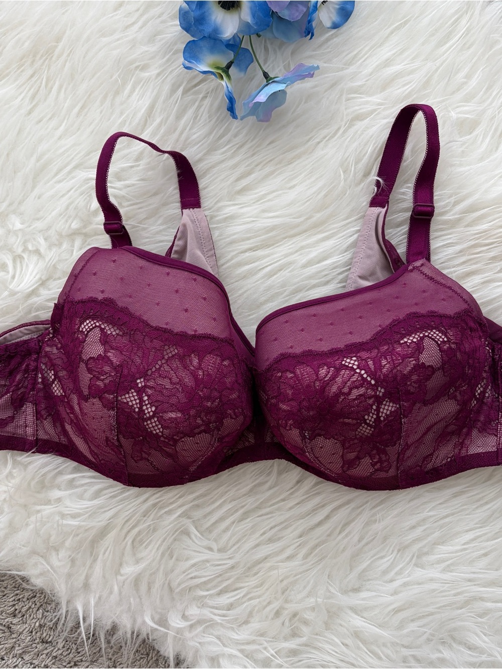 Torrid Curves Women’s Lace Underwire Bra Size 46B Full Coverage